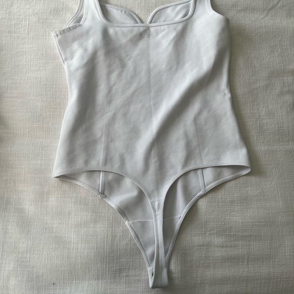 Abercrombie Sweetheart bodysuit - Picture 8 of 10